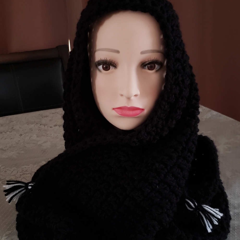 Wednesday’s Snood from the popular Netflix show.